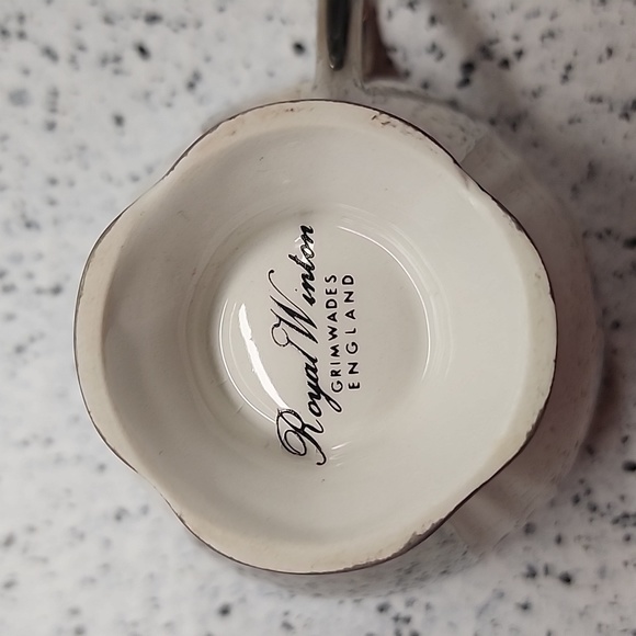 ROYAL WINTON Grimwades Our Wedding silver and white wedding teacup and saucer - Picture 4 of 8